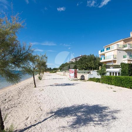 Apartments Citrine On The Beach 비오그라드나모루 외부 사진
