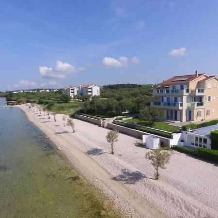 Apartments Citrine On The Beach 비오그라드나모루 외부 사진